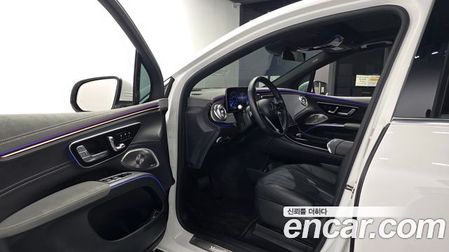 Mercedes-Benz EQS 2023 — photo 13