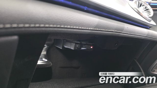 Mercedes-Benz EQS 2023 — photo 31