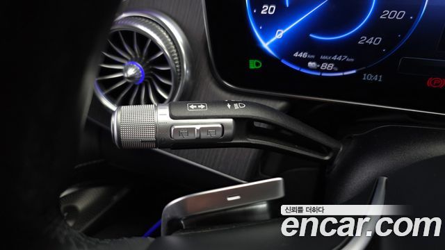 Mercedes-Benz EQS 2023 — photo 32