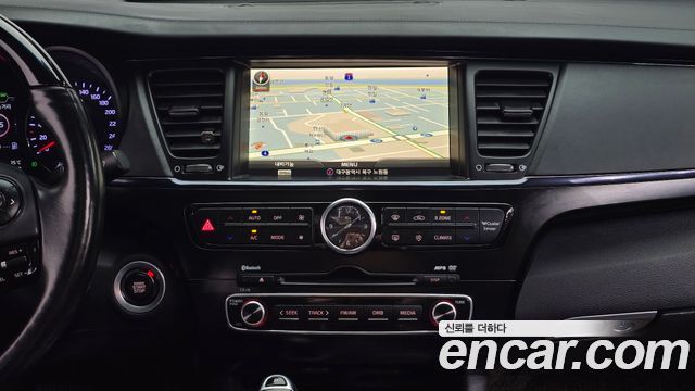 Kia K9 2013 — photo 17