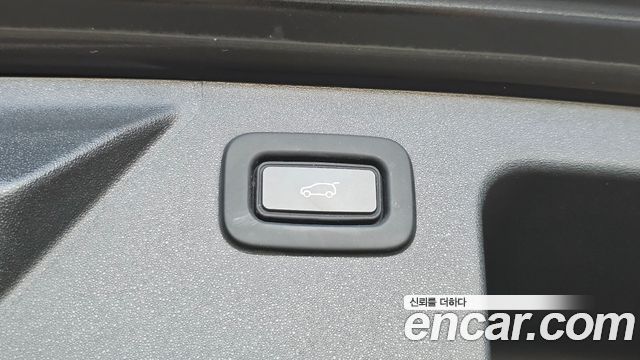 Land Rover Discovery Sport 2020 — photo 28