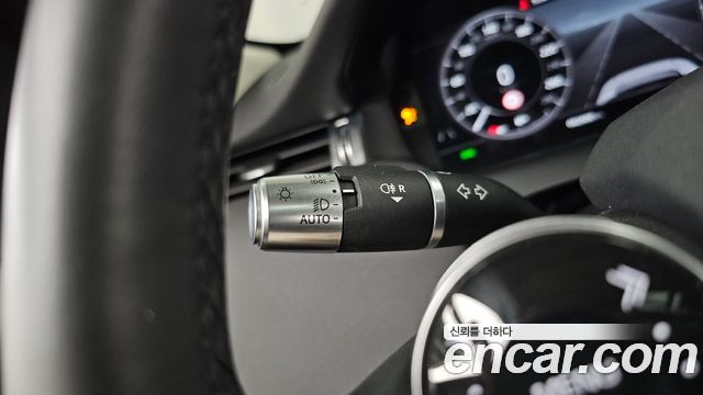 Land Rover Discovery Sport 2020 — photo 35
