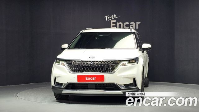 Kia Canival 2021 — photo 3