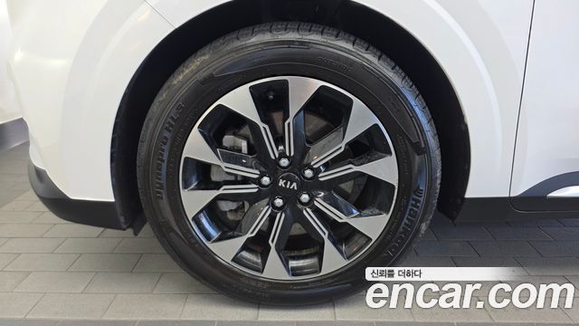 Kia Canival 2021 — photo 5