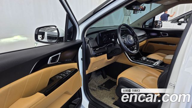 Kia Canival 2021 — photo 10