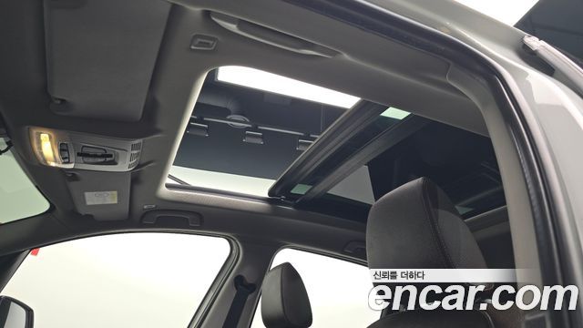 BMW 2-Series 2021 — photo 25