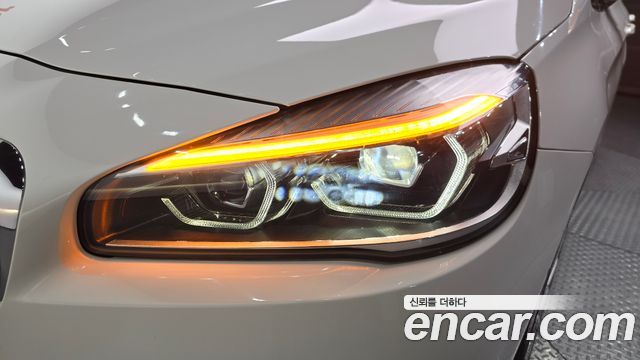 BMW 2-Series 2021 — photo 8