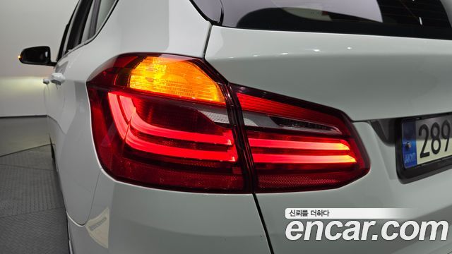 BMW 2-Series 2021 — photo 9
