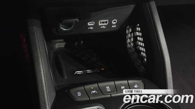 Chevrolet Korea Trailblazer 2021 — photo 18