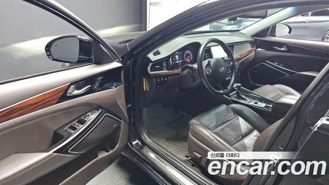 Kia K7 2017 — photo 10