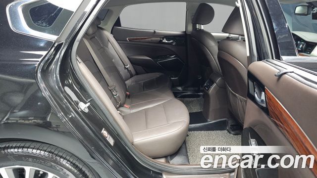 Kia K7 2017 — photo 11