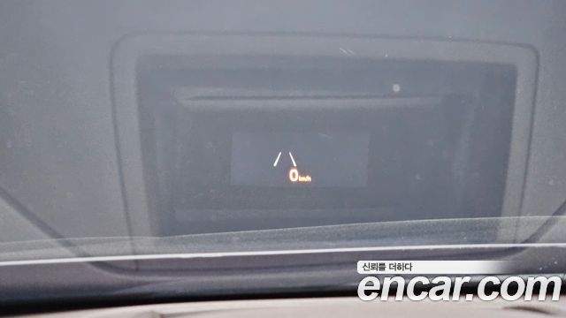 Kia K7 2017 — photo 15
