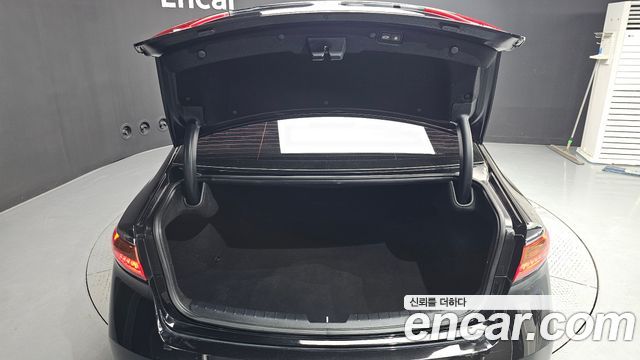 Kia K7 2017 — photo 20