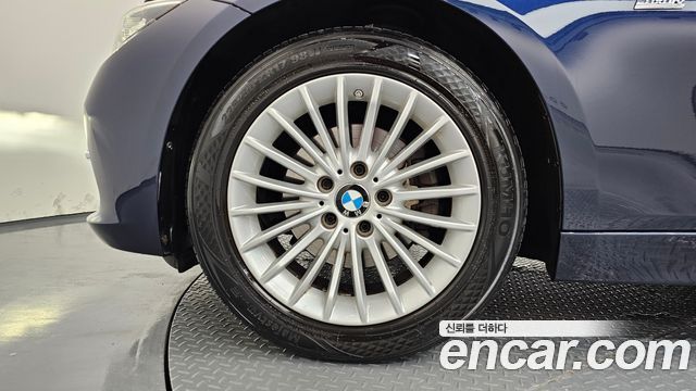 BMW 3-Series 2016 — photo 5