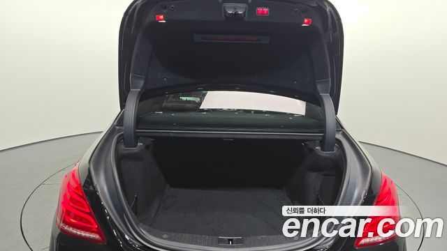 Mercedes-Benz S-Class 2016 — photo 19