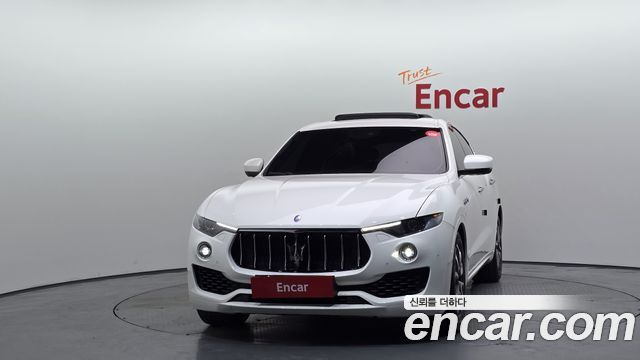 Maserati Levante 2018 — photo 3
