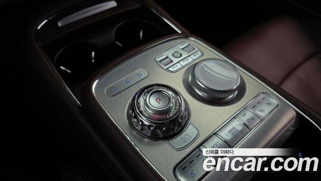 Genesis G90 2022 — photo 9