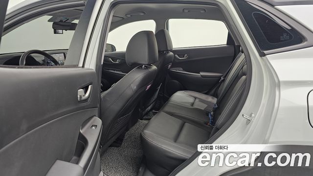 Hyundai Kona 2018 — photo 13