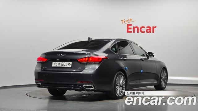 Genesis G80 2018 — photo 2