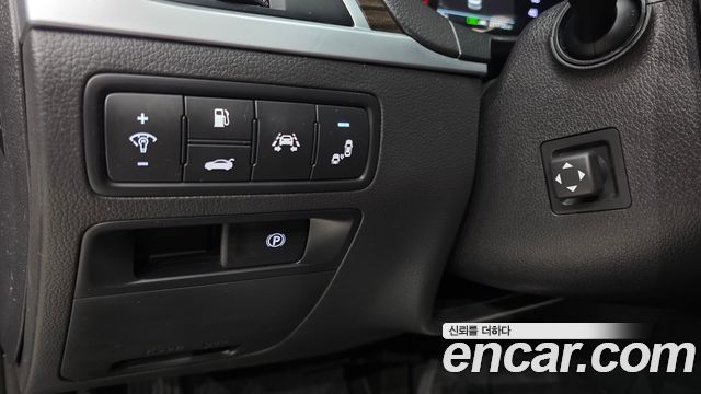 Genesis G80 2018 — photo 13