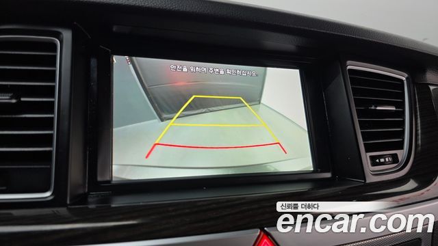 Genesis G80 2018 — photo 17