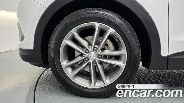 Hyundai Santafe 2018 — photo 5