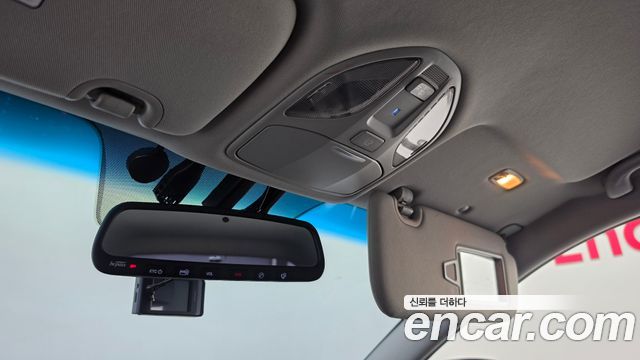 Hyundai Santafe 2018 — photo 20