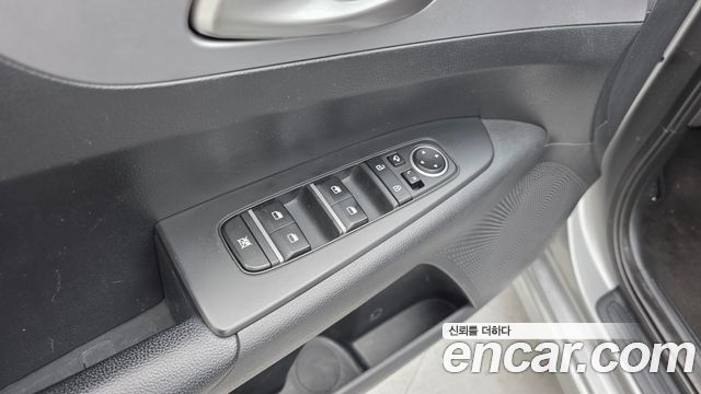 Kia K3 2022 — photo 19