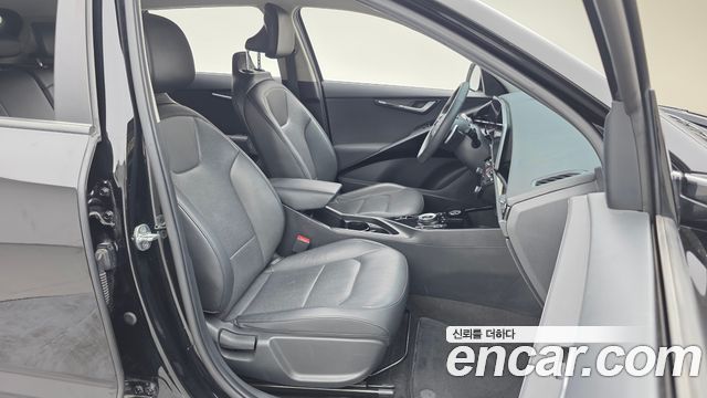 Kia Niro 2023 — photo 11