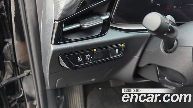Kia Niro 2023 — photo 16