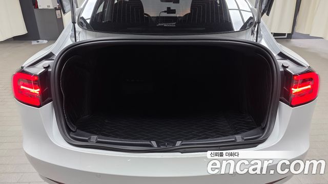 Tesla Model 3 2020 — photo 23
