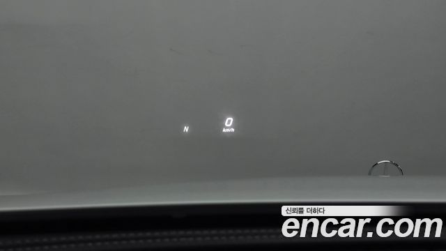 Mercedes-Benz E-Class 2017 — photo 14