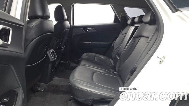 Kia Sportage 2022 — photo 16