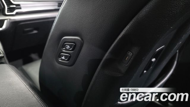 Kia Sportage 2022 — photo 32