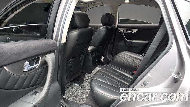Infiniti FX 2009 — photo 11