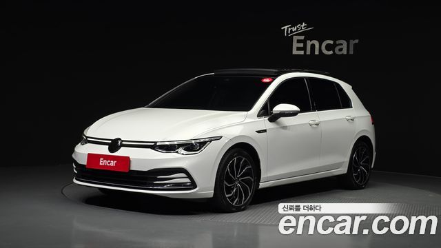 Volkswagen Golf 2023 — photo 1