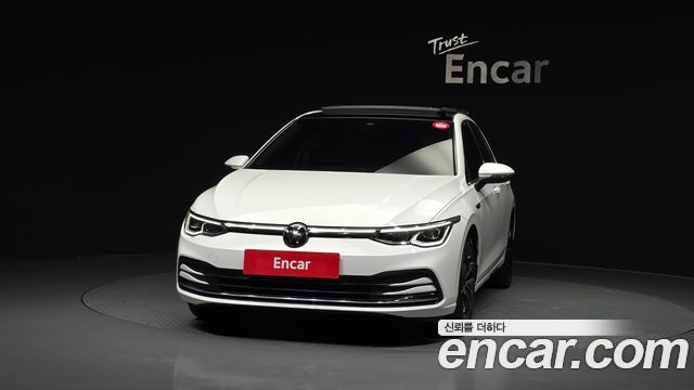 Volkswagen Golf 2023 — photo 3