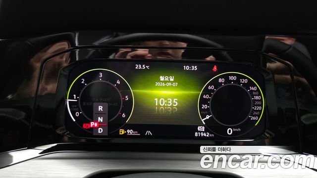 Volkswagen Golf 2023 — photo 8