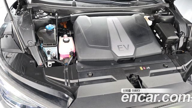 Kia EV6 2023 — photo 6