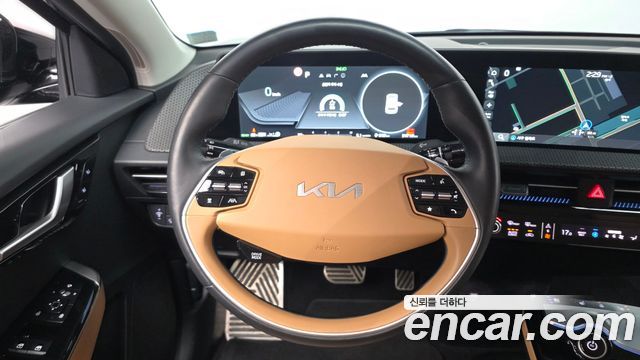 Kia EV6 2023 — photo 13