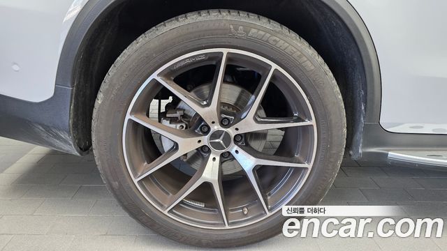 Mercedes-Benz GLC-Class 2021 — photo 5