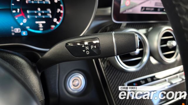 Mercedes-Benz GLC-Class 2021 — photo 12