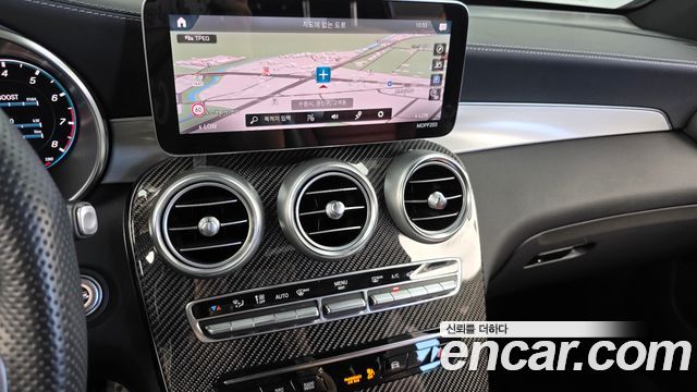 Mercedes-Benz GLC-Class 2021 — photo 19