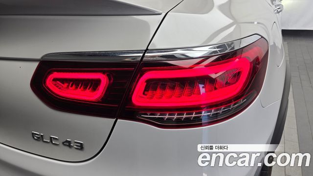 Mercedes-Benz GLC-Class 2021 — photo 9