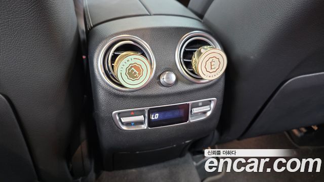 Mercedes-Benz GLC-Class 2021 — photo 32