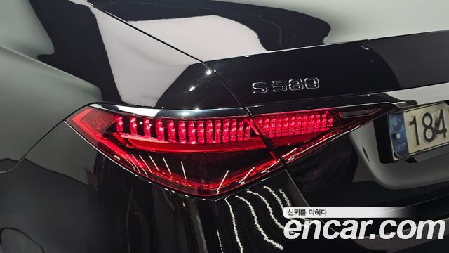 Mercedes-Benz S-Class 2021 — photo 9