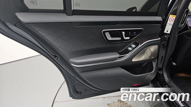 Mercedes-Benz S-Class 2021 — photo 15