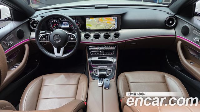 Mercedes-Benz E-Class 2019 — photo 10