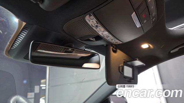 Mercedes-Benz E-Class 2019 — photo 29