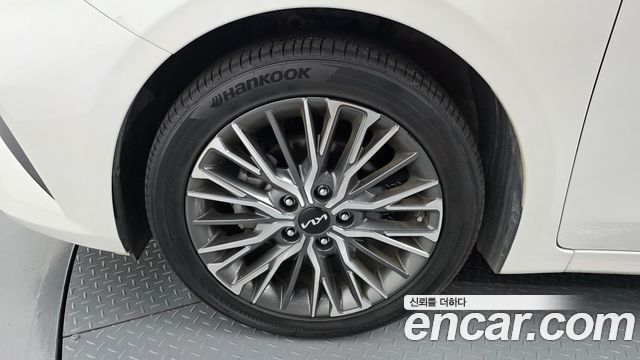 Kia K3 2022 — photo 5